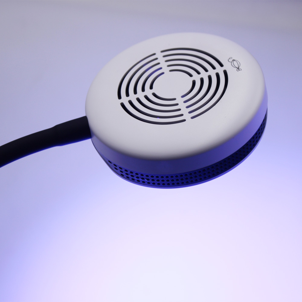 クリップ式20W LED水槽ライト Spectra Nano - Refugium Light Nano のレビューと価格